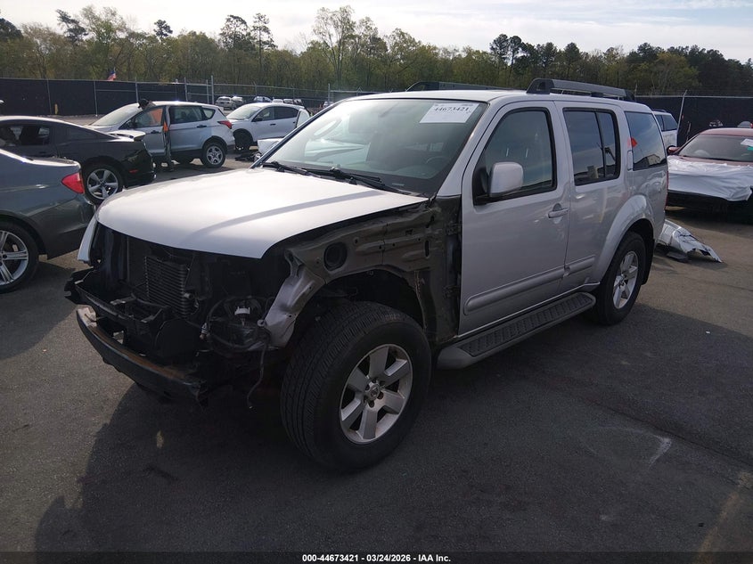 2012 Nissan Pathfinder Sv