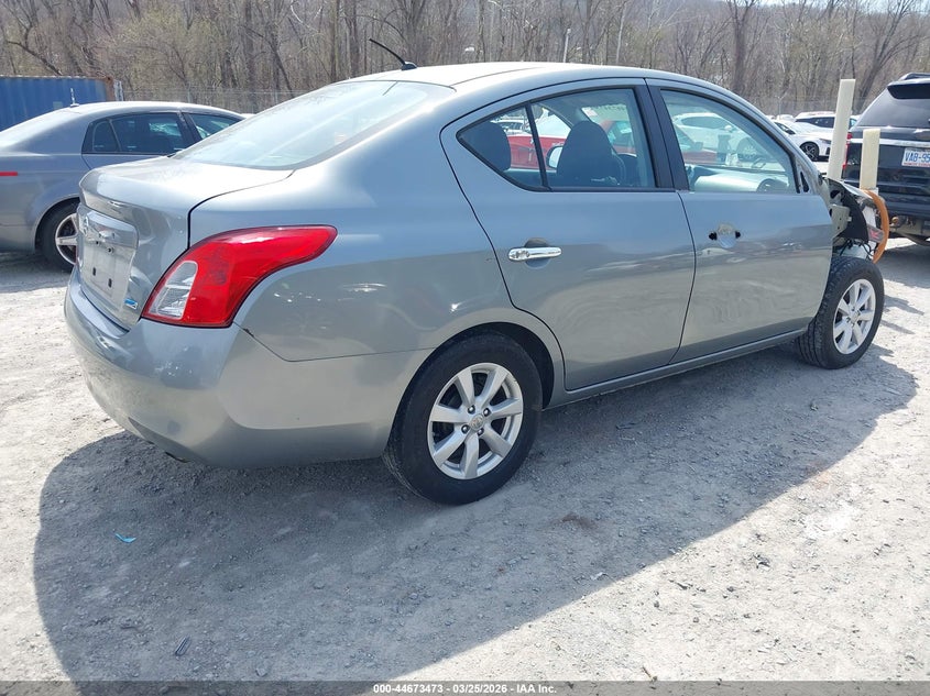 2012 Nissan Versa 1.6 Sl