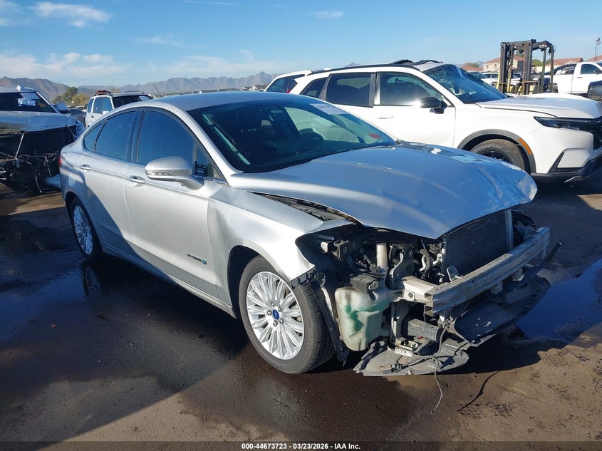 2016 Ford Fusion Hybrid Se