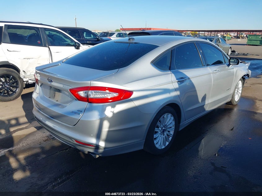2016 Ford Fusion Hybrid Se