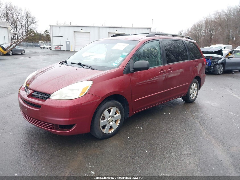 2004 Toyota Sienna Le