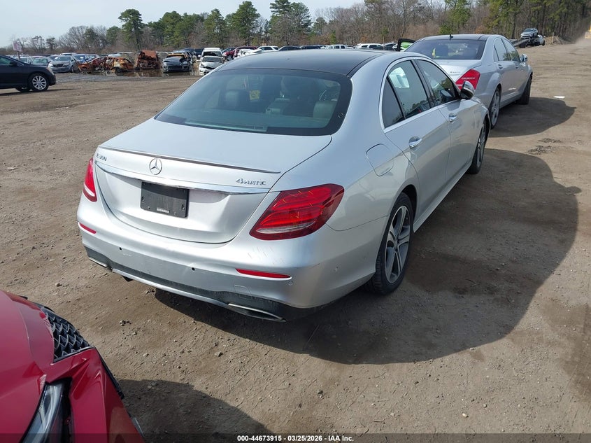 2017 Mercedes-Benz E 300 4Matic