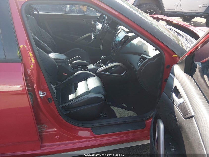 2016 Hyundai Veloster Turbo