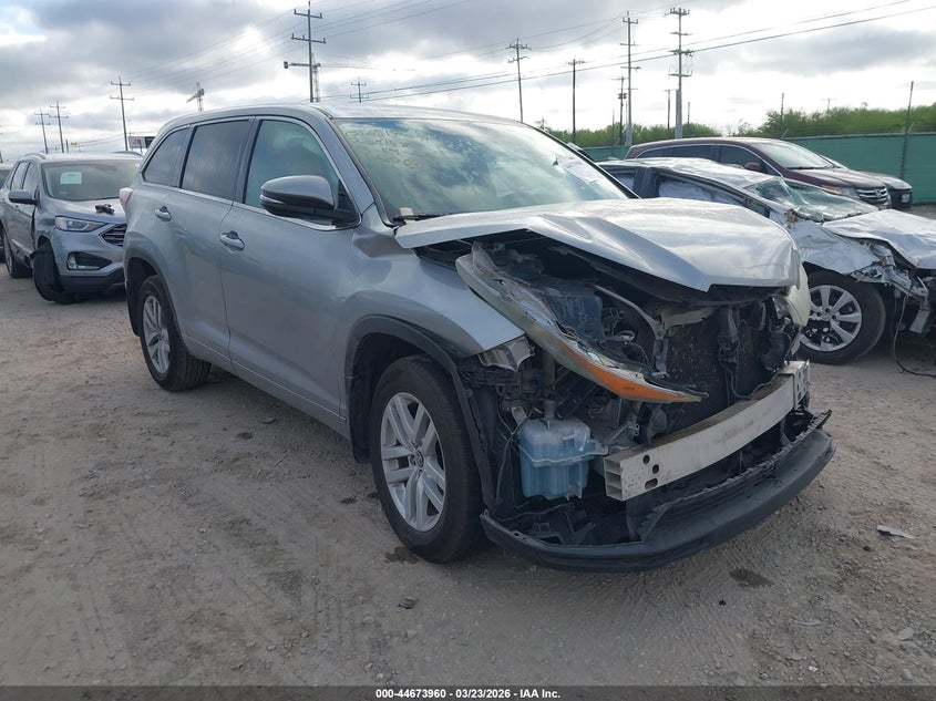 2016 Toyota Highlander Le V6