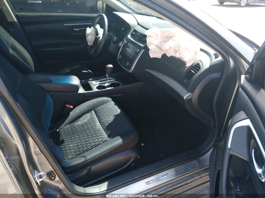 2016 Nissan Altima 2.5 Sv