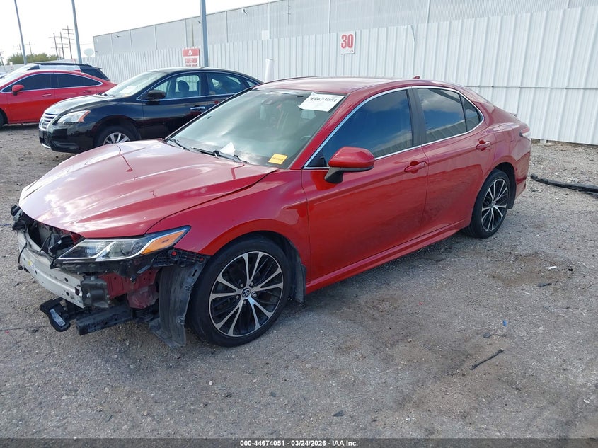 2020 TOYOTA CAMRY auction photo 2