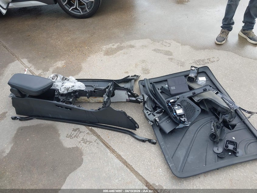 2018 BMW X2 xDrive28I VIN: WBXYJ5C3XJEF82069 Lot: 44674097