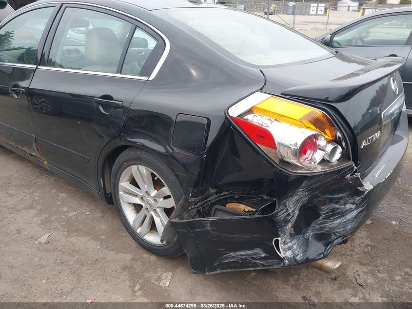 2011 Nissan Altima 3.5 Sr