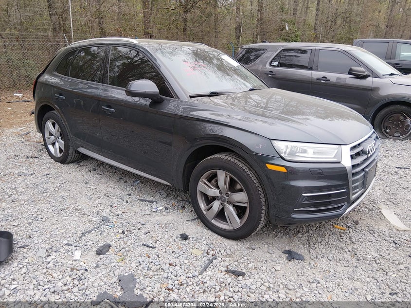 2018 Audi Q5 2.0T Premium/2.0T Tech Premium