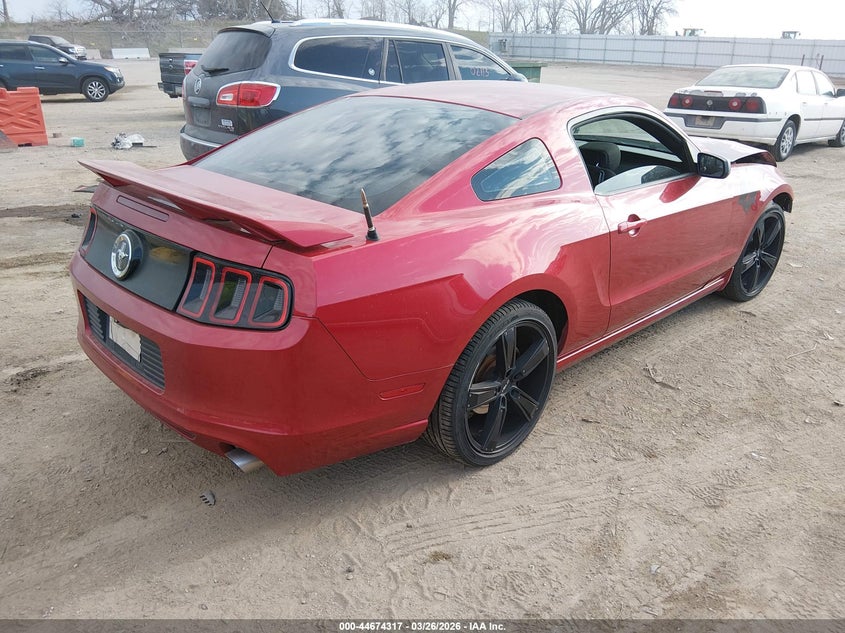 2013 Ford Mustang V6