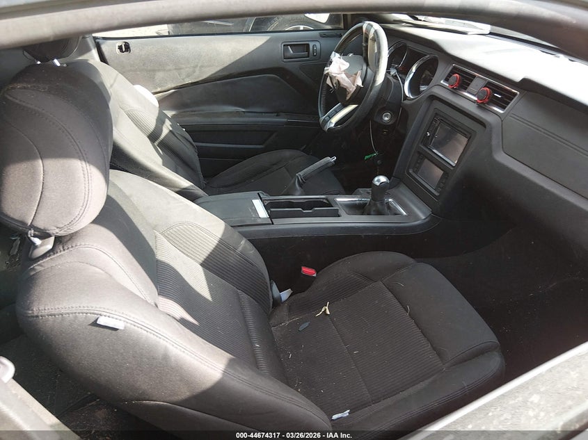 2013 Ford Mustang V6