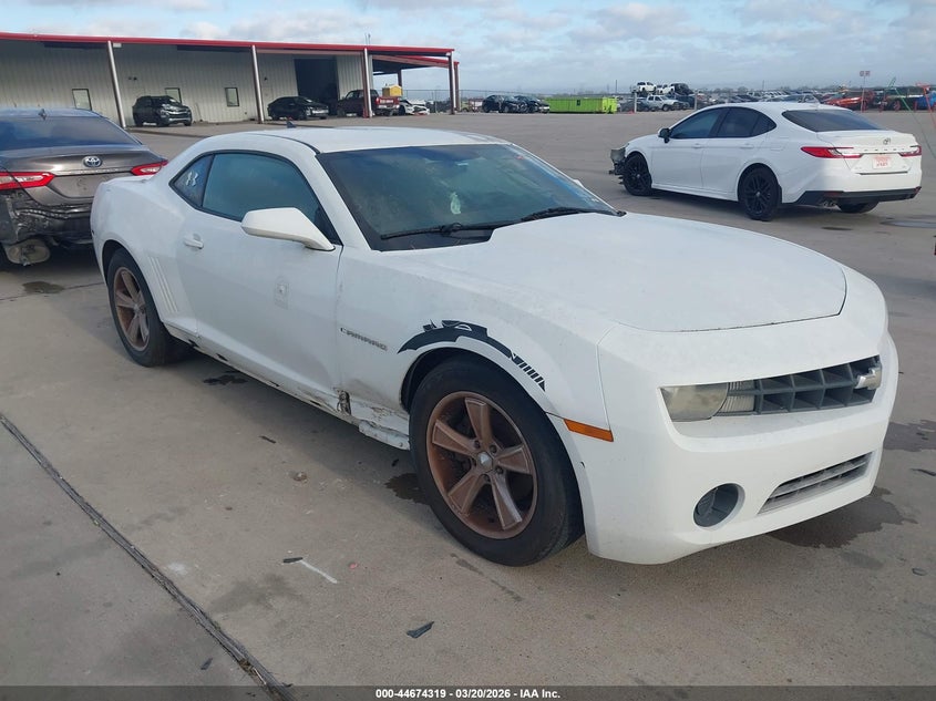 2011 Chevrolet Camaro 1Ls