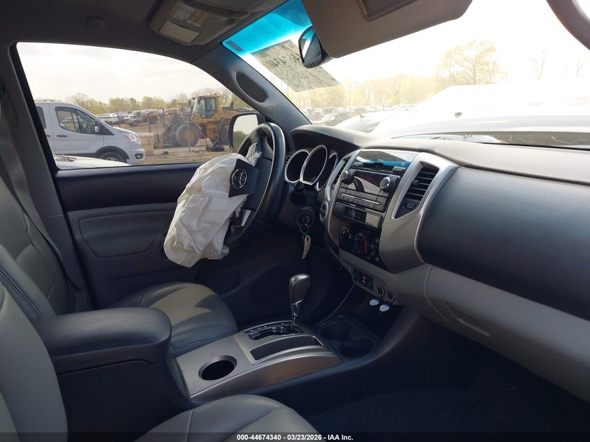 2012 Toyota Tacoma Base V6