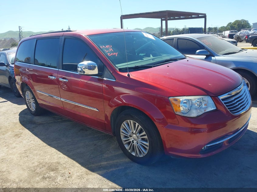2015 Chrysler Town & Country Touring-L