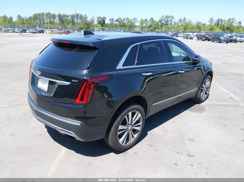 Vin: 1gykncrs9lz108627, lot: 45171662, cadillac xt5 fwd premium luxury 20204