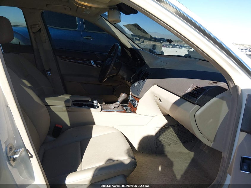 2010 Mercedes-Benz C 300 Sport