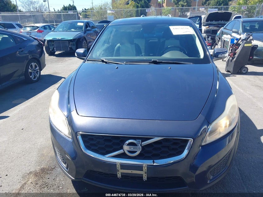 2012 Volvo C30 T5 VIN: YV1672MK2C2269083 Lot: 44674738