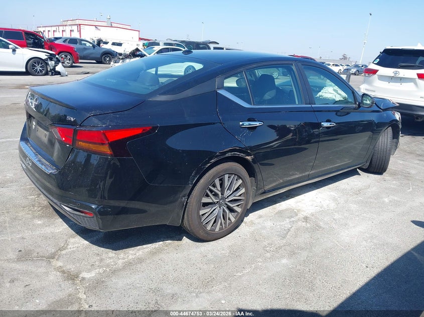 2023 Nissan Altima Sv Fwd