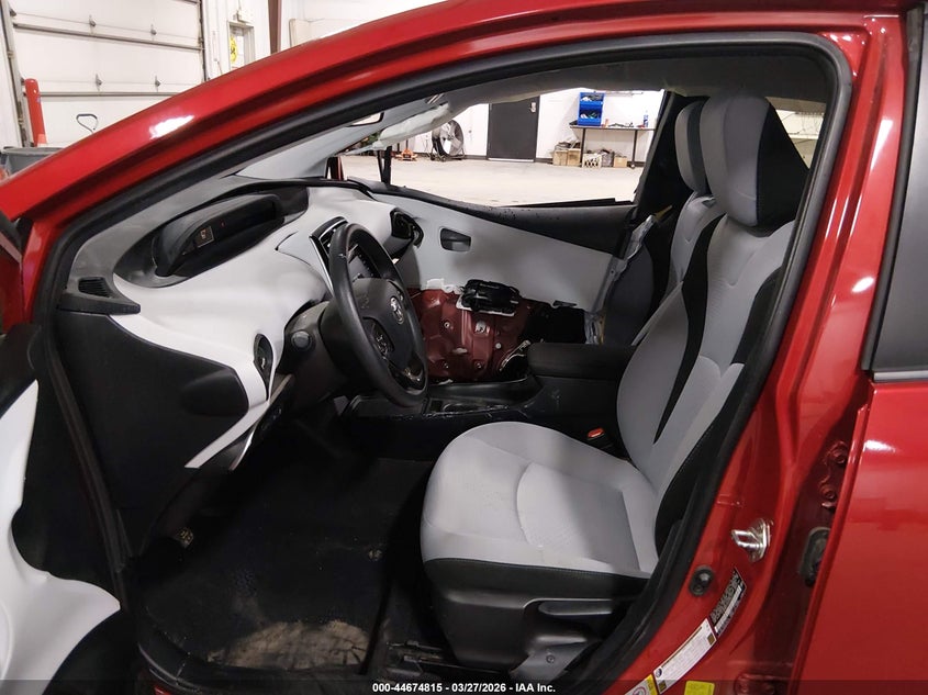 2022 Toyota Prius Le