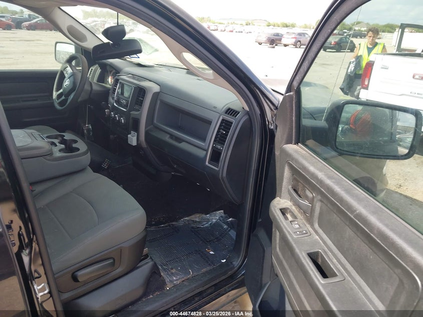 2020 Ram 1500 Classic Tradesman 4X4 6'4 Box