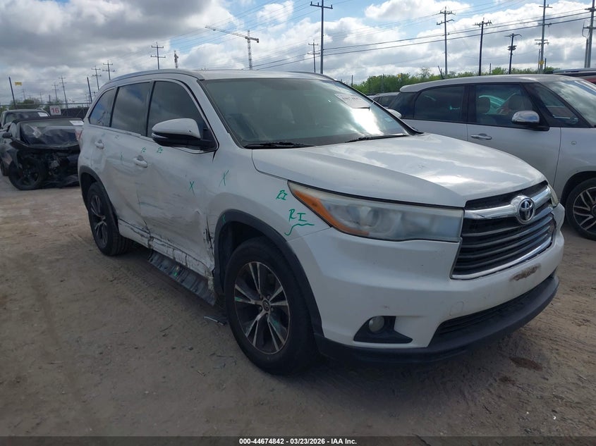 2016 Toyota Highlander Xle V6