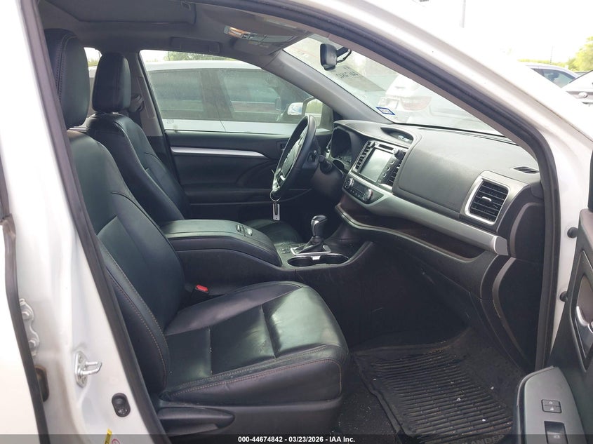 2016 Toyota Highlander Xle V6