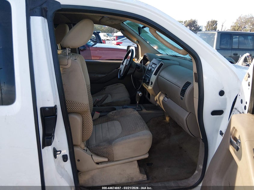2011 Nissan Frontier Sv