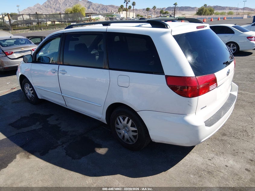 2005 Toyota Sienna Le