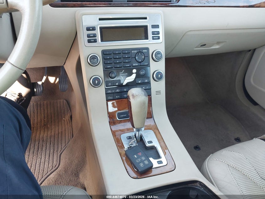 2007 Volvo S80 V8 VIN: YV1AH852671016577 Lot: 44674870