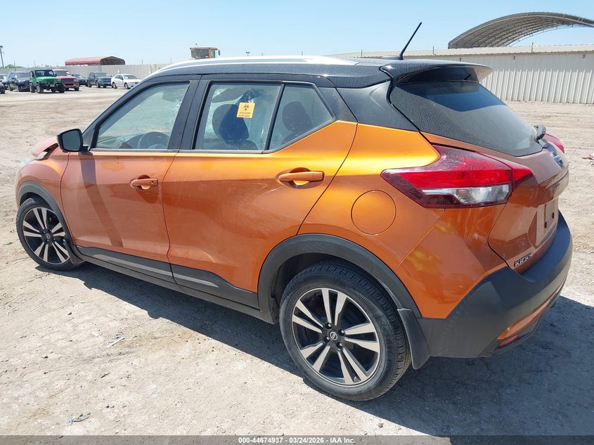 2019 Nissan Kicks Sr