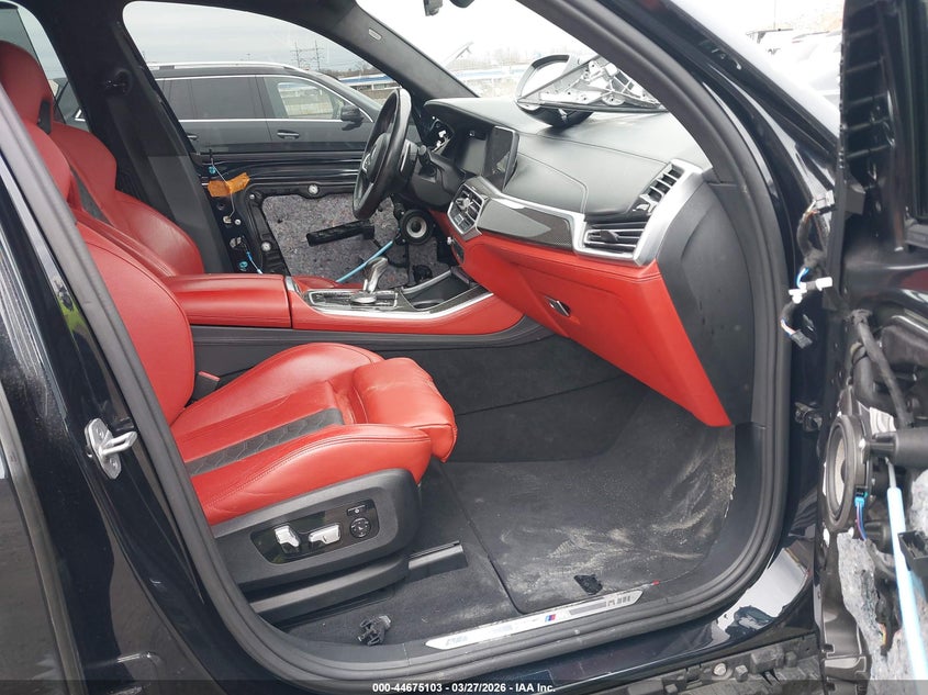 2022 BMW X5 M