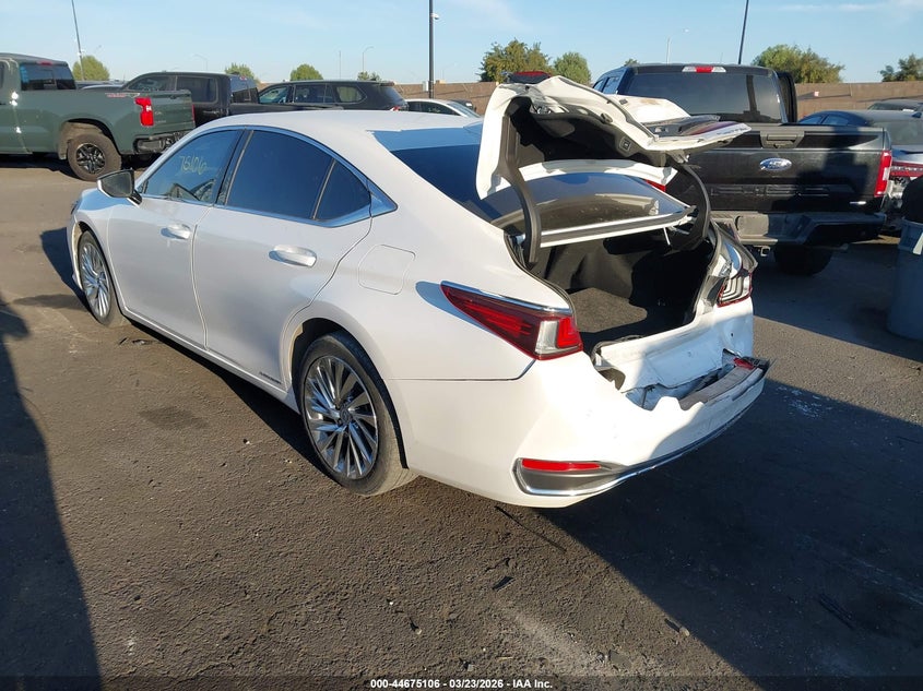 2019 Lexus Es 300H Ultra Luxury