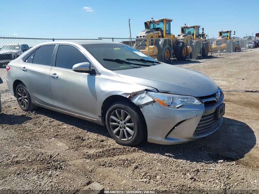 2015 Toyota Camry Le
