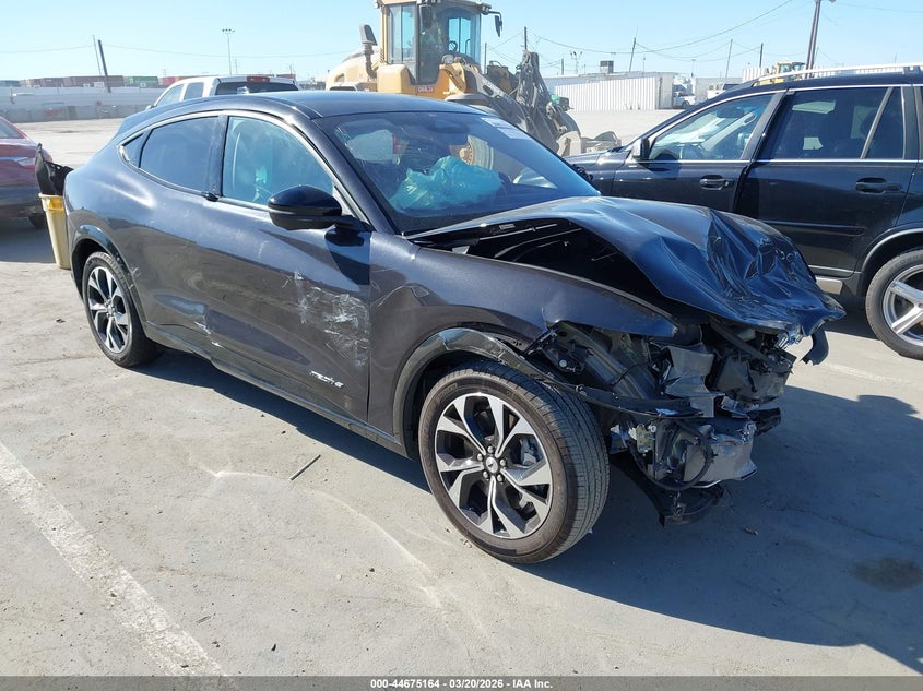 2022 Ford Mustang Mach-E Premium