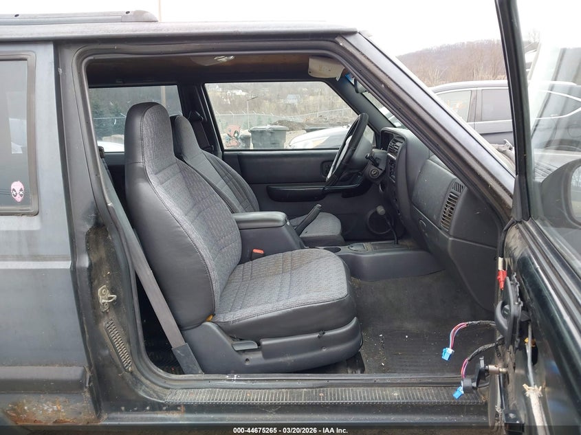 2000 Jeep Cherokee Sport