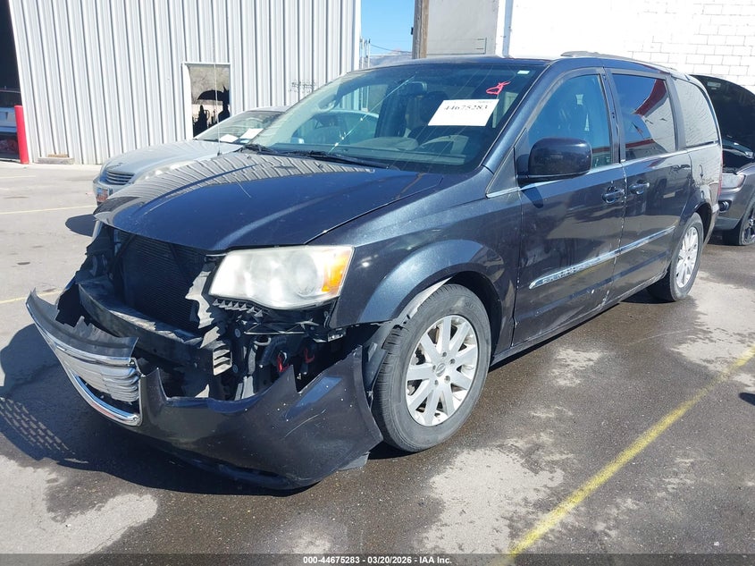 2014 Chrysler Town & Country Touring