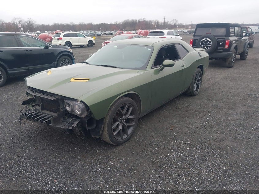2021 Dodge Challenger Sxt