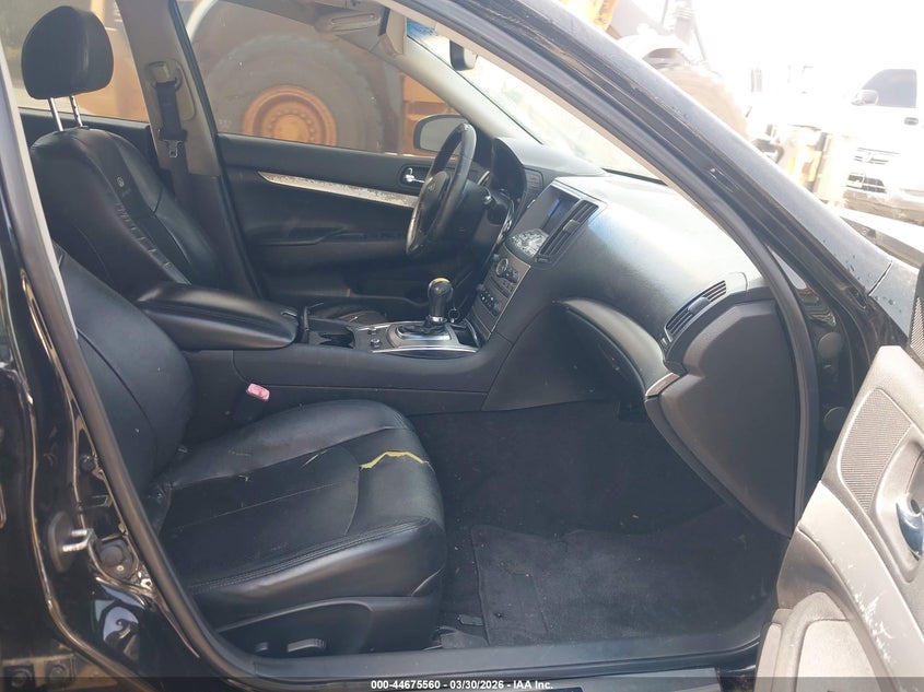 2011 Infiniti G37 Journey