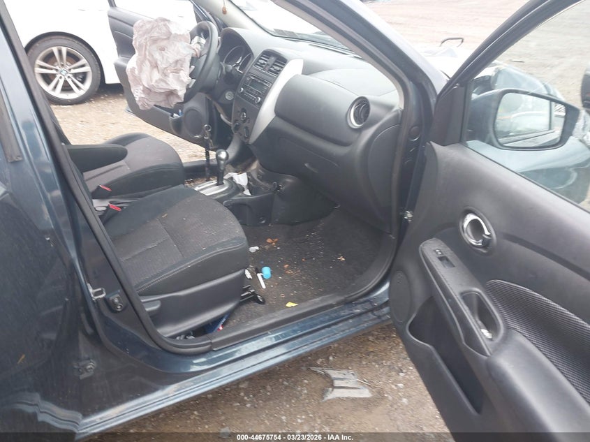 2017 Nissan Versa 1.6 Sv