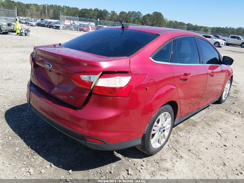 2012 Ford Focus 2.0 Sel red Lot 111044675813 Vin 1FAHP3H21CL128357