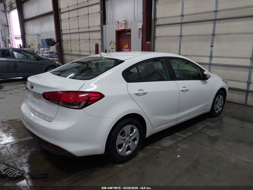 Vin: 3kpfk4a70he042310, lot: 45172925, kia forte lx 20174