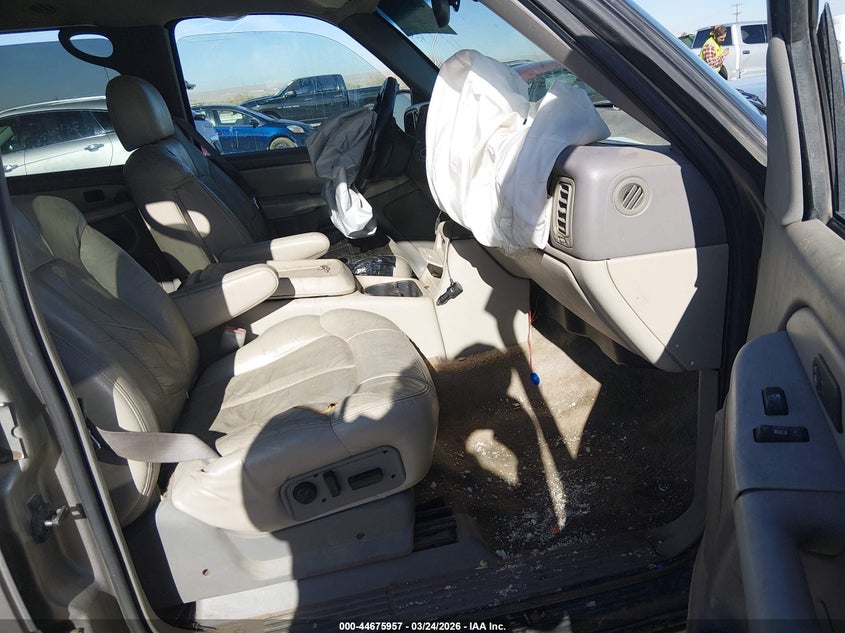 2001 Chevrolet Suburban 1500 Lt VIN: 3GNFK16T11G204581 Lot: 44675957