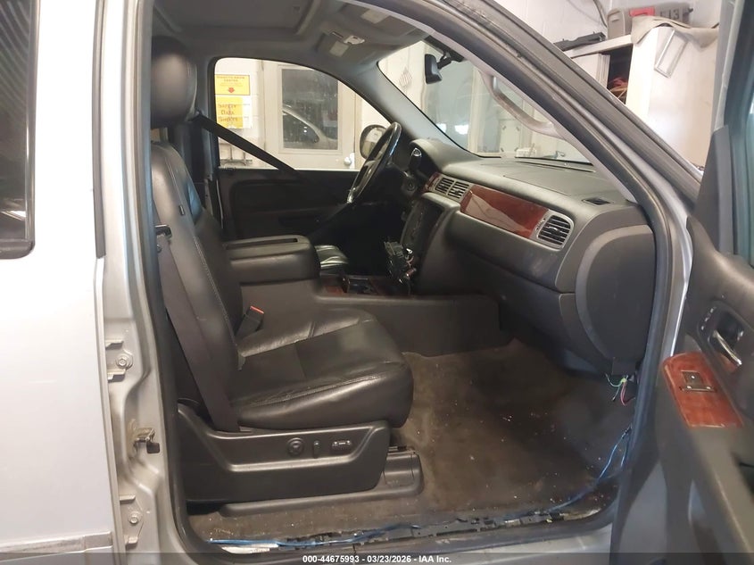 2010 Chevrolet Suburban 1500 Ltz