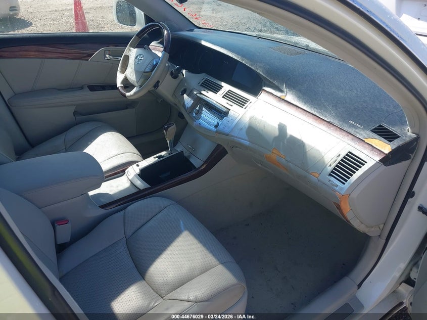 2010 Toyota Avalon Limited