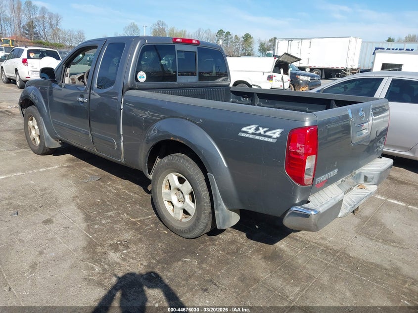 2005 Nissan Frontier Se