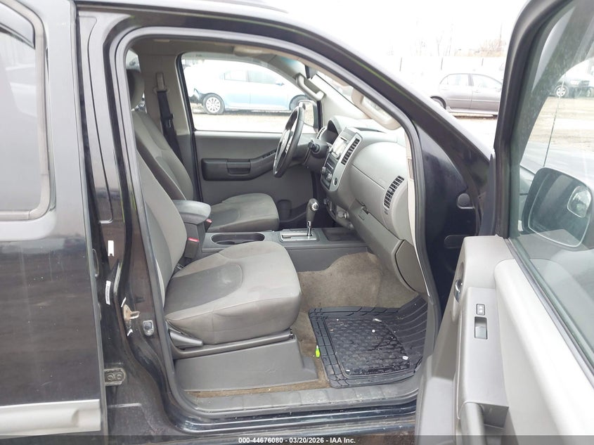 2013 Nissan Xterra S