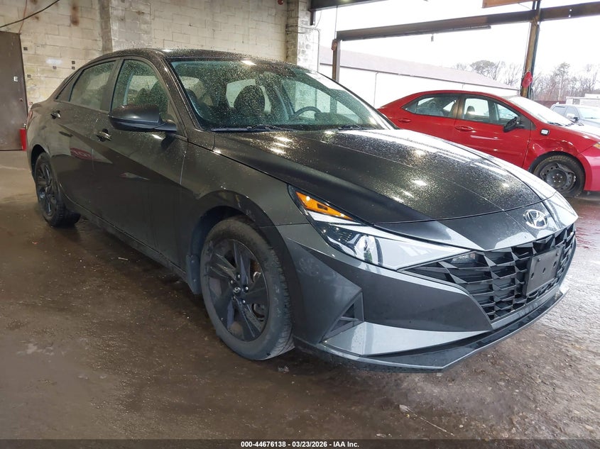 2022 Hyundai Elantra Sel