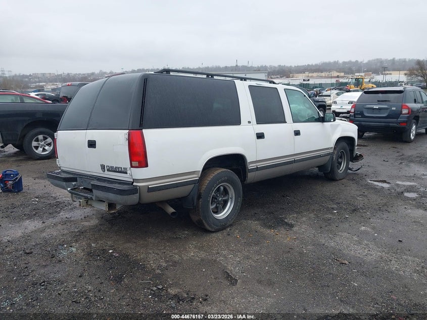 1999 Chevrolet Suburban 1500 Lt