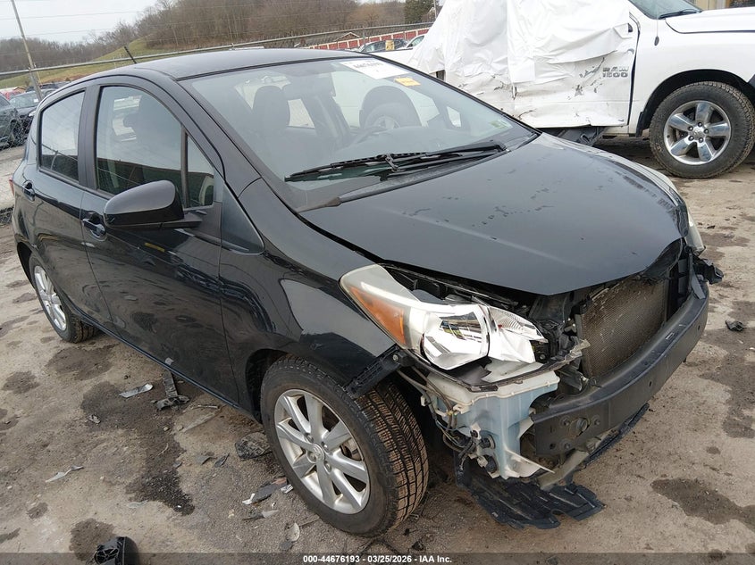 2015 Toyota Yaris Le