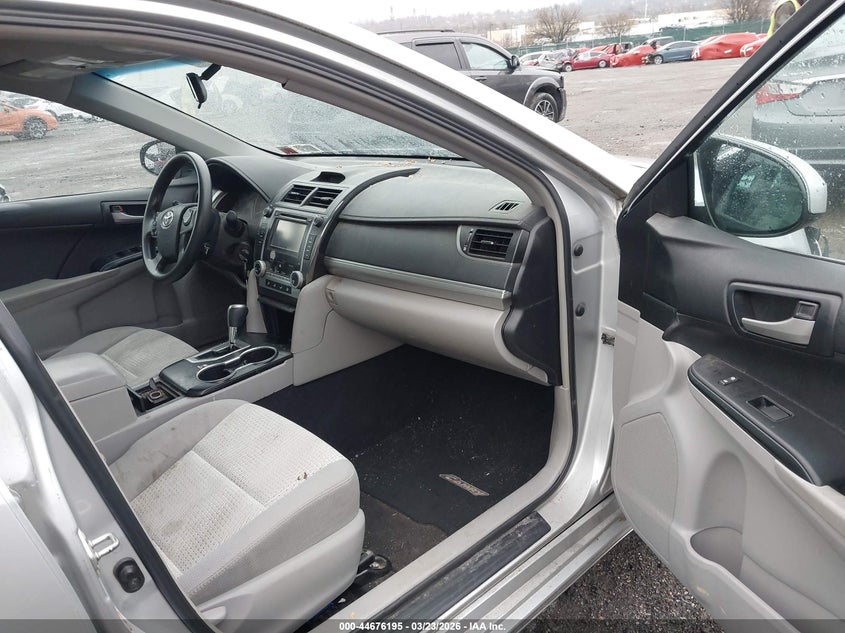 2013 Toyota Camry Le